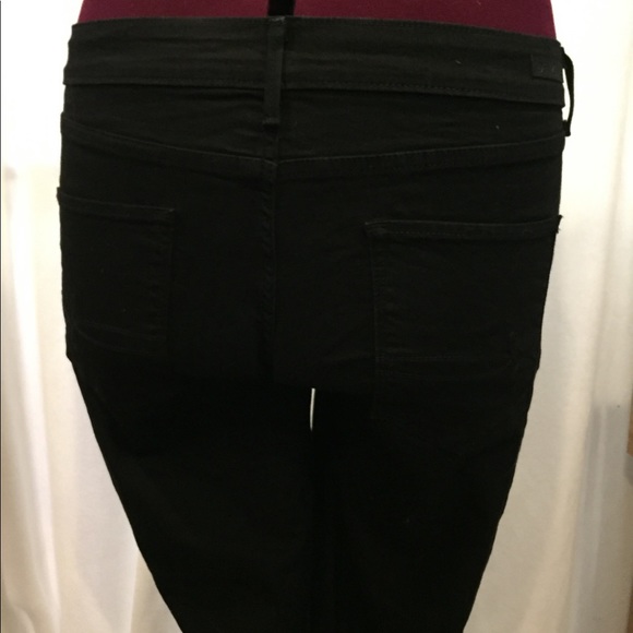 Levi’s! - Picture 5 of 7